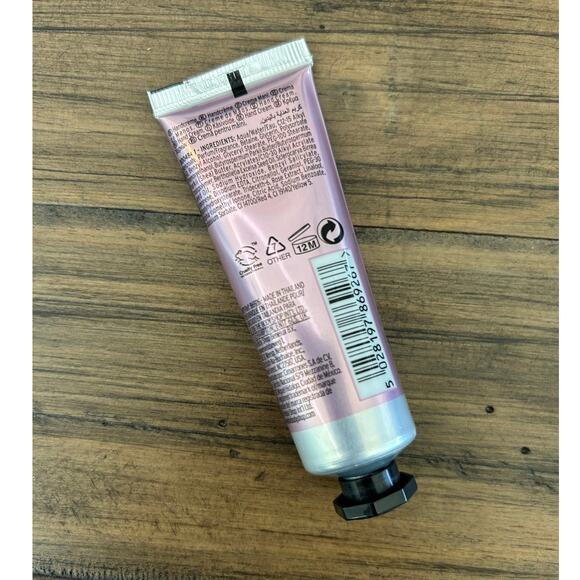 The Body Shop British Rose TRAVEL SET Hand Cream Body Scrub Shower Gel NLA HTF - Picture 6 of 10